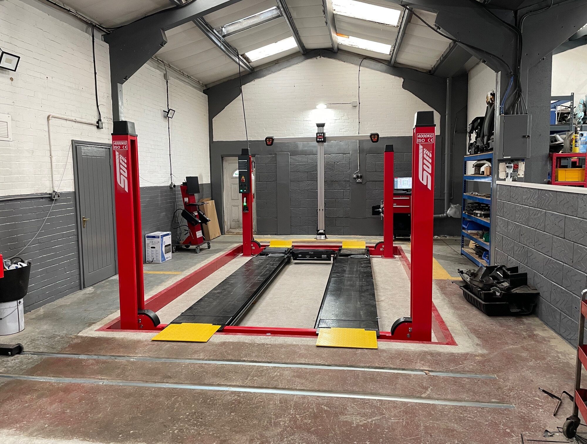 MOT Tests in High Wycombe, MOT Test Centre in High Wycombe, The MOT Centre