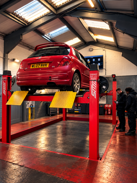 UK MOT Centre High Wycombe (3) MOT Tests in High Wycombe, MOT Test Centre in High Wycombe, The MOT Centre